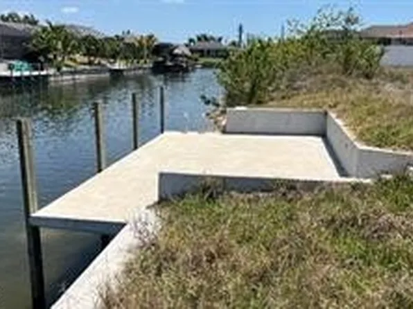 1221 SW 3rd Ave, Cape Coral, FL 33991