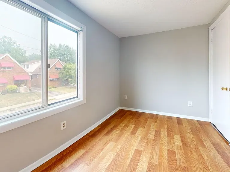 888 Rondel Rd — Photo 6