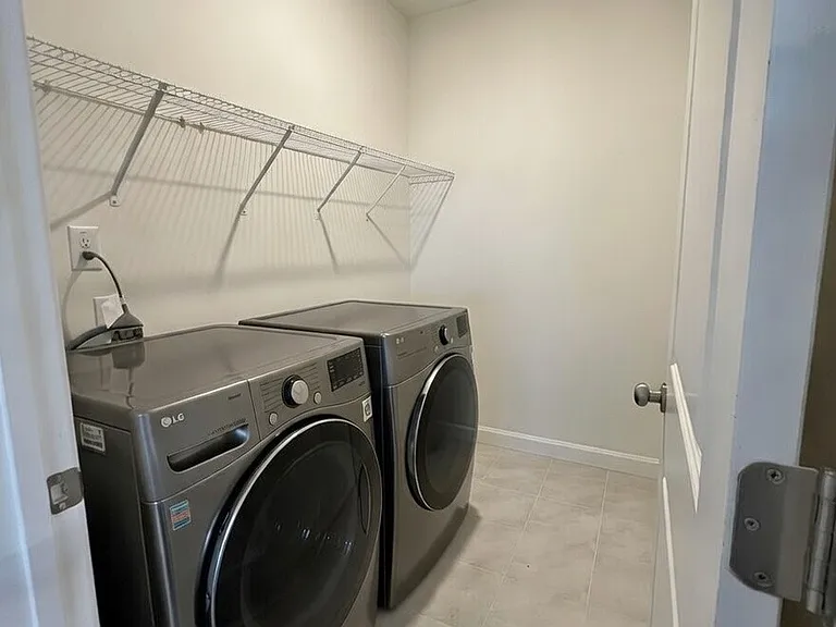 2521 Macy Grove Ln — Photo 43