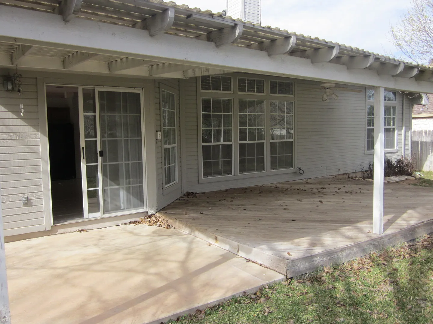 2 Bedroom 2 Bathroom Home-Georgetown — Photo 2