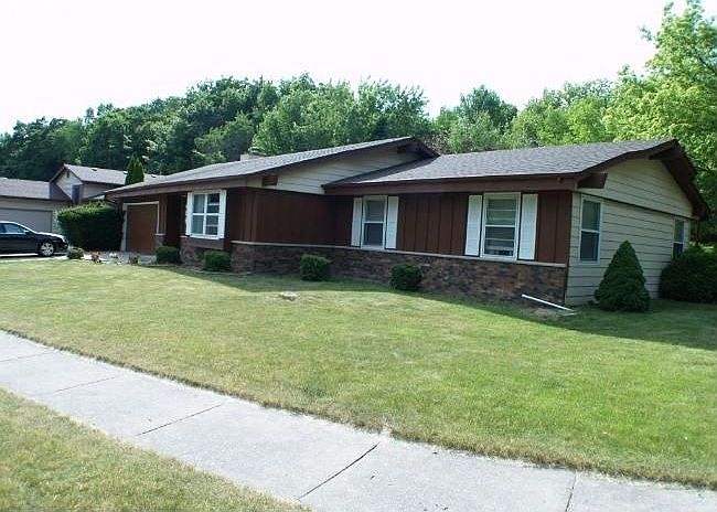 1st image of 406 S Grandview Blvd