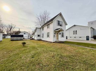 1128 W Cherry St, Bluffton, IN 46714