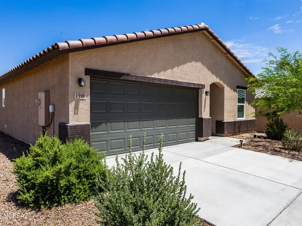 1590 W Cottonwood Canyon Dr, Benson, AZ 85602