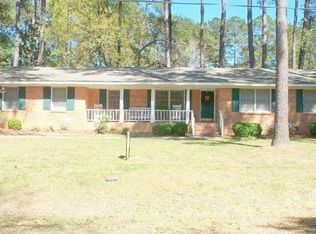 2215 Young Dr, Valdosta, GA 31602