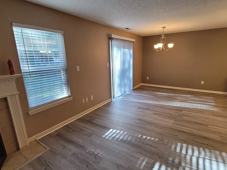 542 Sun Ridge Blvd — Photo 12