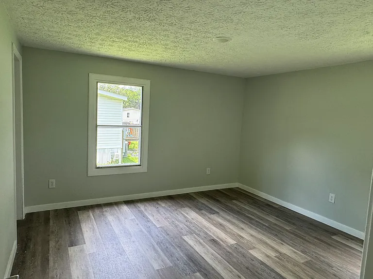 108 Hatteras Dr — Photo 13
