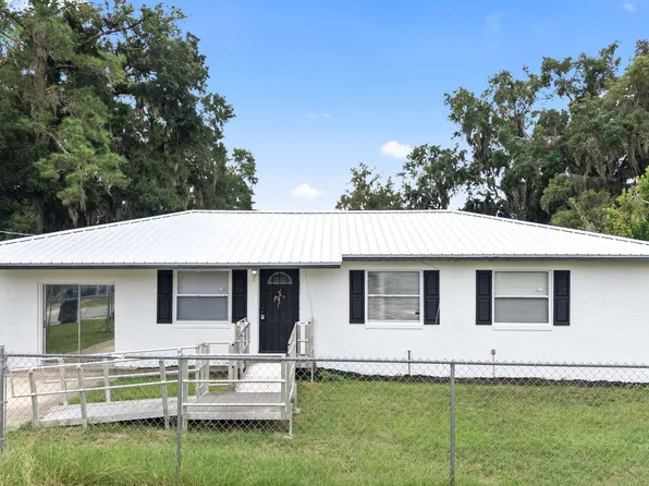 862 NW Wilson St, Lake City, FL 32055