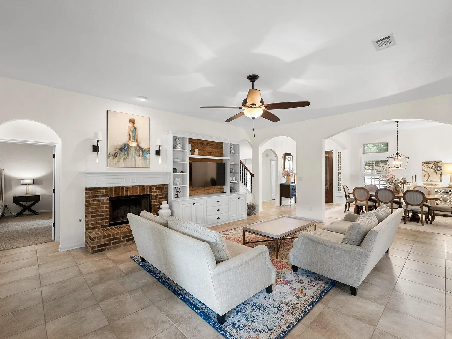 4 bed, 3.0 bath, 3091 sqft, $3,500 — Photo 1