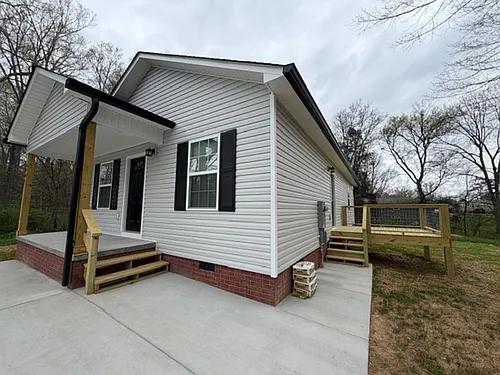 3001 Bates Pike SE Photo 1