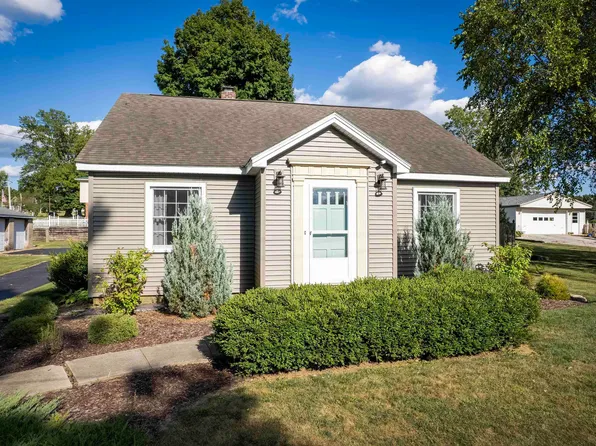 11 S Maple St, Greens Fork, IN 47345