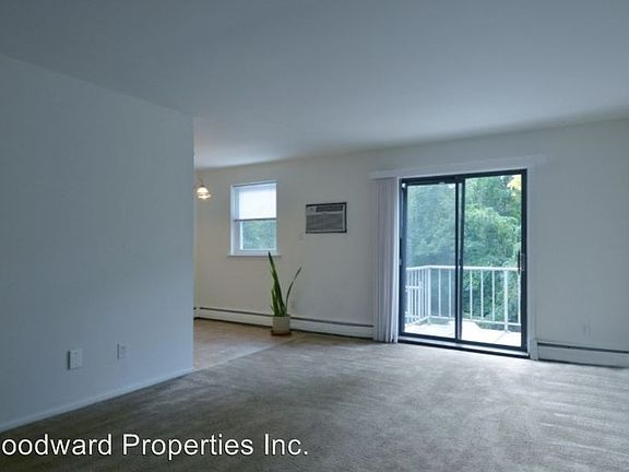 3rd image of 436 S Lansdowne Ave APT D202