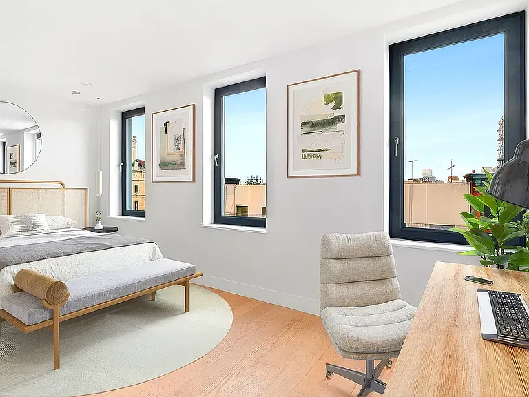 15 Avenue A #4 — Photo 3