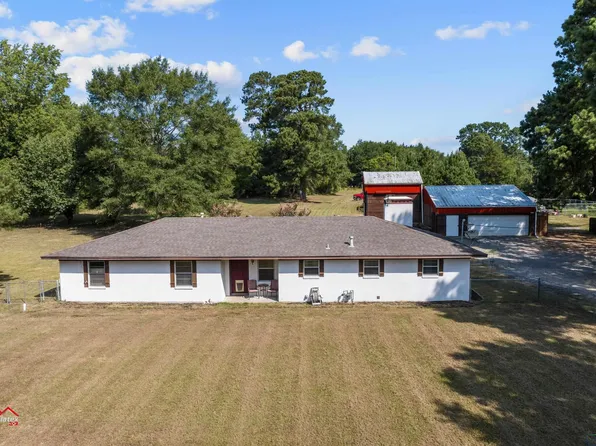 1210 Dixie Lake Rd, Carthage, TX 75633