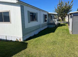 2203 Appaloosa Ln, Arcata, CA 95521