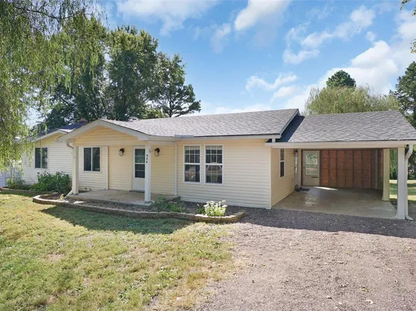 946 Cardinal Ln, Union, MO 63084
