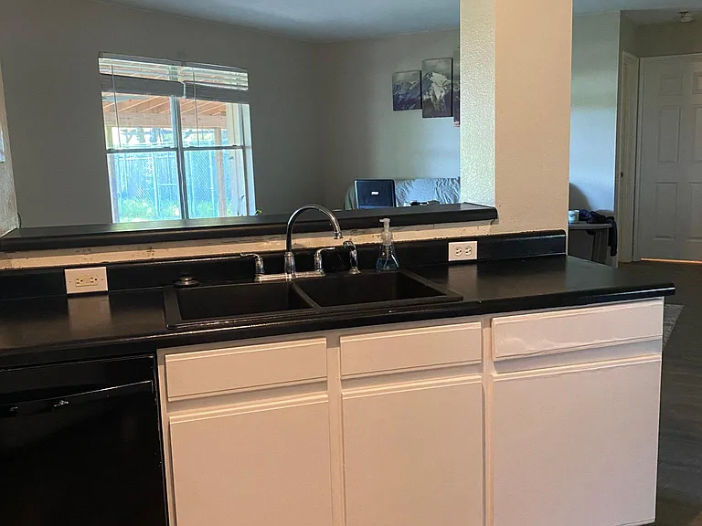 5474 Walnut Grove Dr — Photo 10