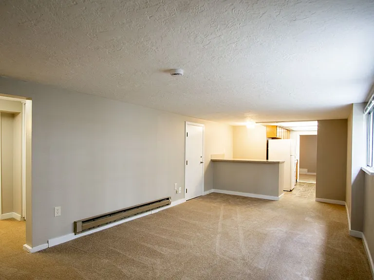 Great NW Location: Spacious 1 Bedroom Ready Now! — Photo 3