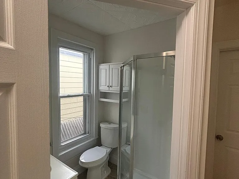 619 Weiser St — Photo 9