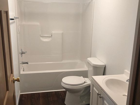 5th image of 616 Nickey St