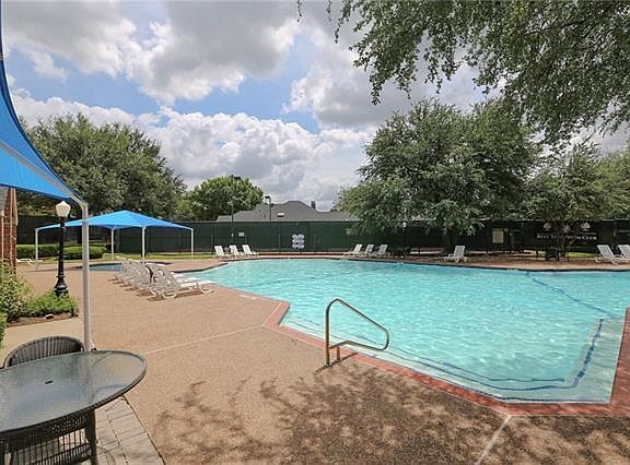 Includes FULL access to Club Pool and Gym.