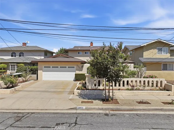 2221 W 239th St, Torrance, CA 90501