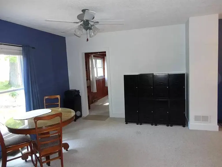 416 College St — Photo 7