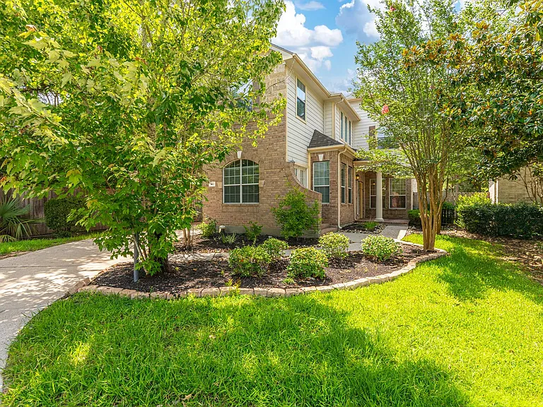 138 Zephyr Bend Pl — Photo 8
