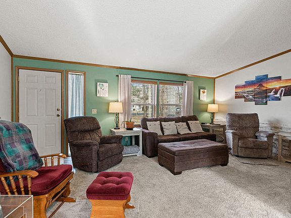 5th image of 568 Penwood Trl
