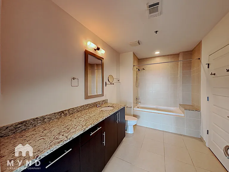 1080 Peachtree St NE #1406 — Photo 13