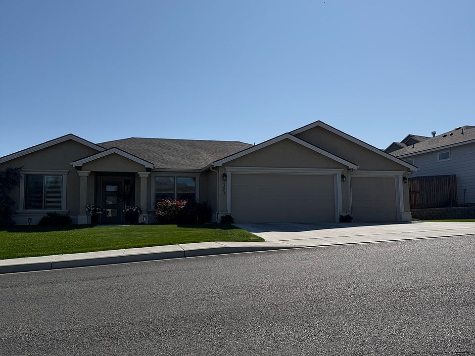 1st image of 7001 W 33rd Pl