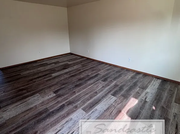 6952 Eisenhower Ave, Portage, IN 46368