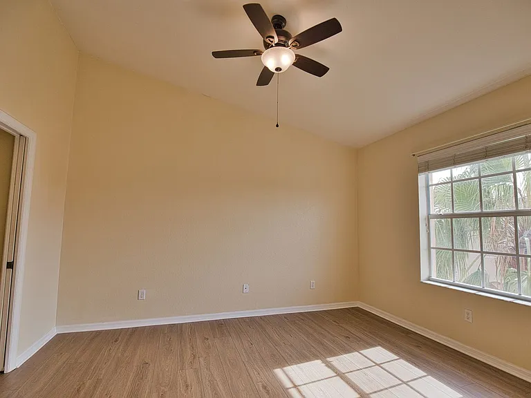 150 L Pavia Blvd #32 — Photo 16
