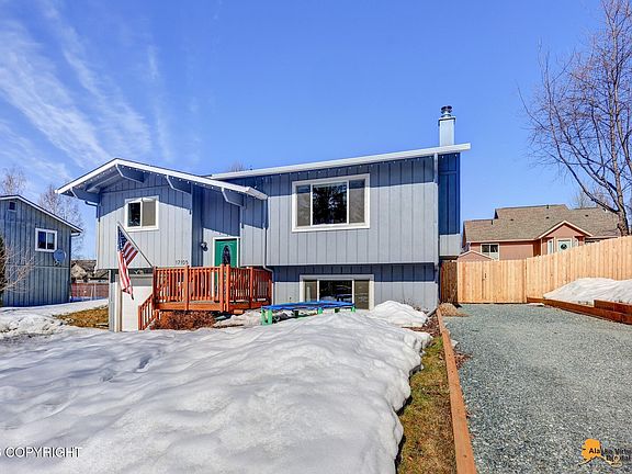 3rd image of 17105 Vanover Cir