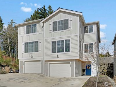 1150 NW Dragonstone Street, Bremerton, WA, 98311
