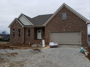 325 White Cliffs Ln, Frankfort, KY