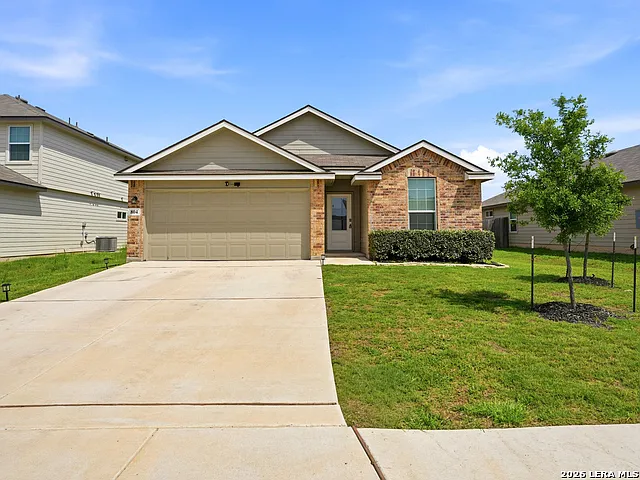 804 Red Riv — Photo 1