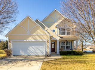 4360 Princeton Park Dr, Columbus, IN 47201