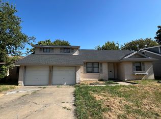 1009 Darlene Ln, Arlington, TX 76010