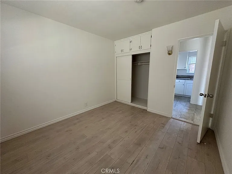 253 E Villa St #6 — Photo 8
