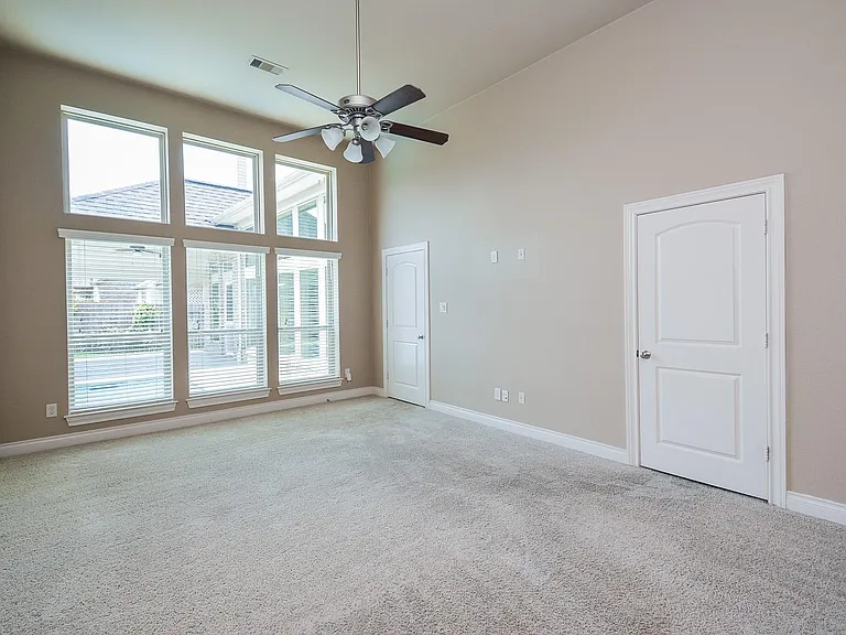 28803 Davenport Dr — Photo 28