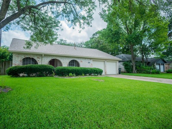 5303 Lincoln Town Dr