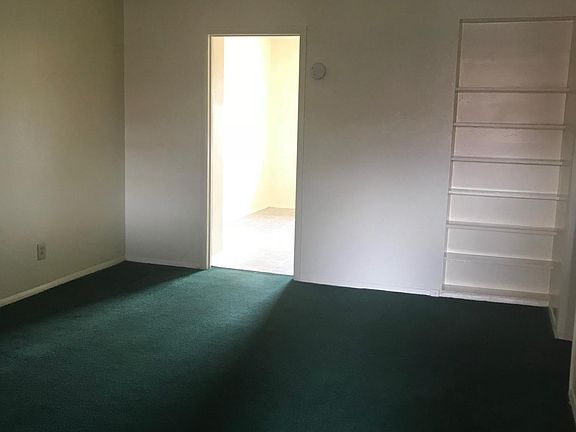 4th image of 5203 Gaston Ave APT 209