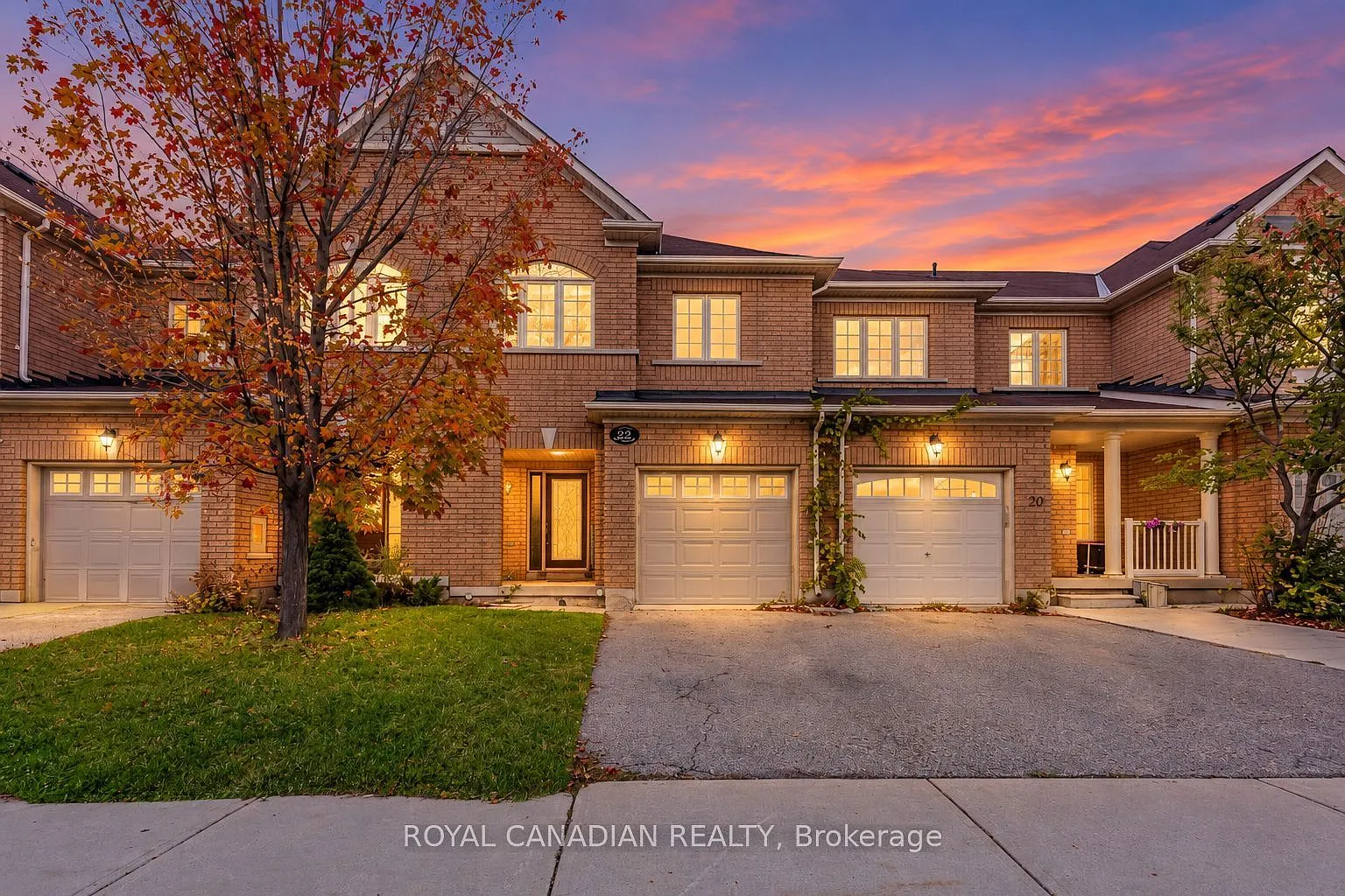3 bed, $2,900 — Photo 1