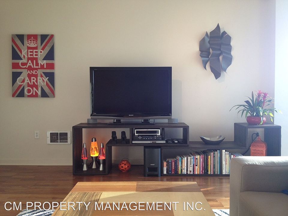 1st image of 555 4th St Unit 643