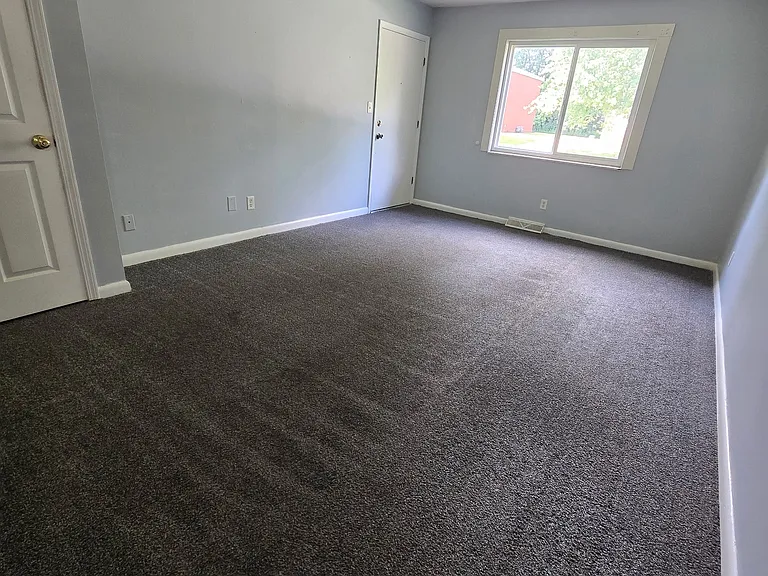 2200 Saratoga Dr #1 — Photo 2