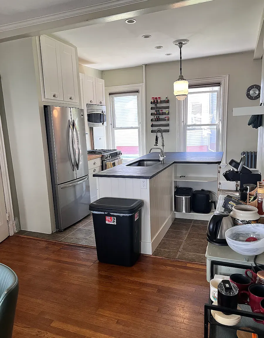 4 bed, 1700 sqft, $4,600 — Photo 2