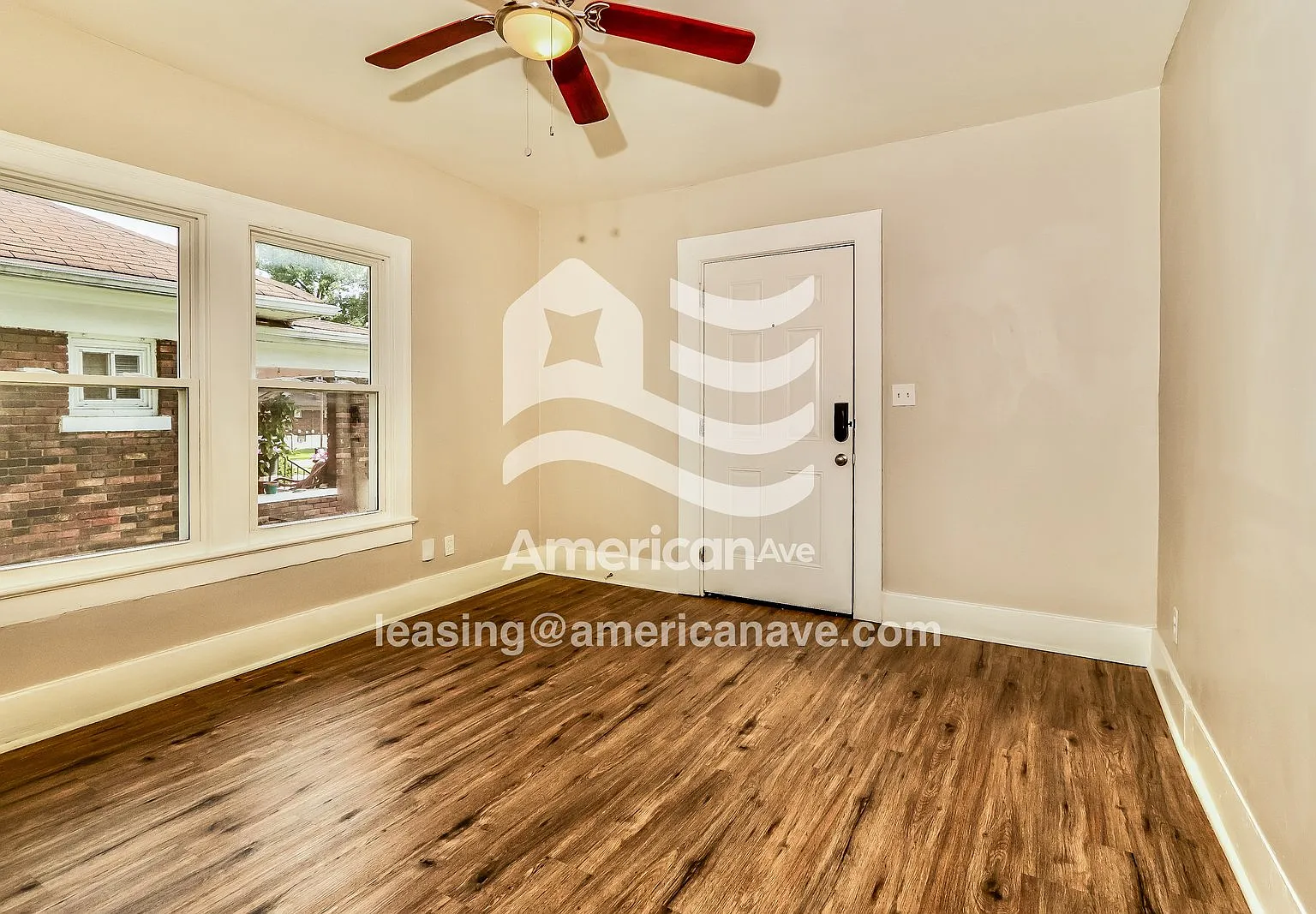 3 bed, 1.0 bath, 1225 sqft, $971 — Photo 4