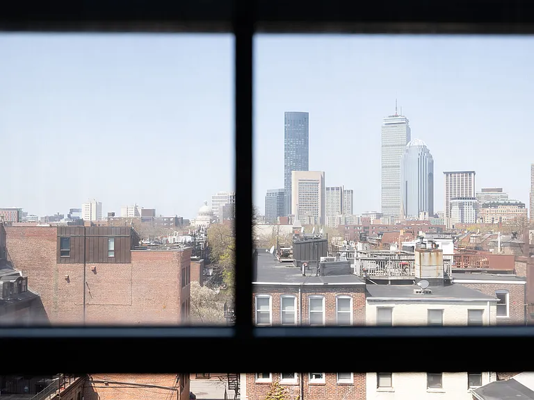 Deacon Court - 1661 Washington Street — Photo 16