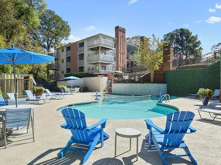 Clairmont Reserve Apartment Homes — Photo 25