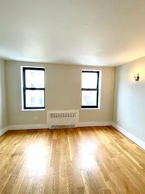 Rented by Nooklyn NYC LLC | media 25